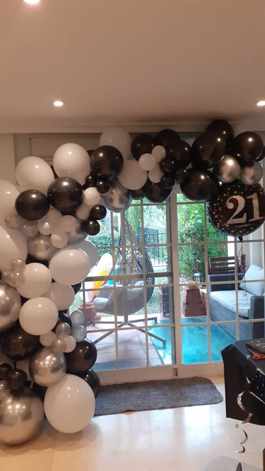 balloon-garland balloon-garland